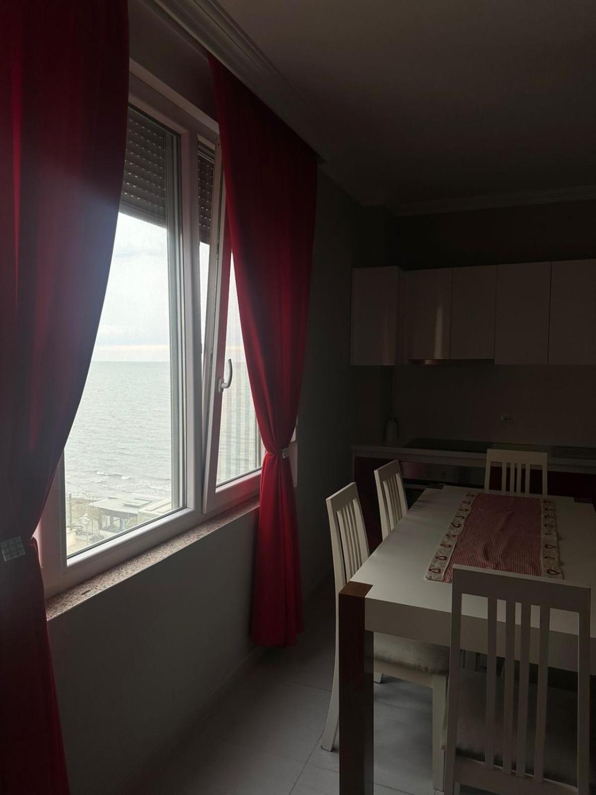 Holiday Home Shengjin Luaran gambar
