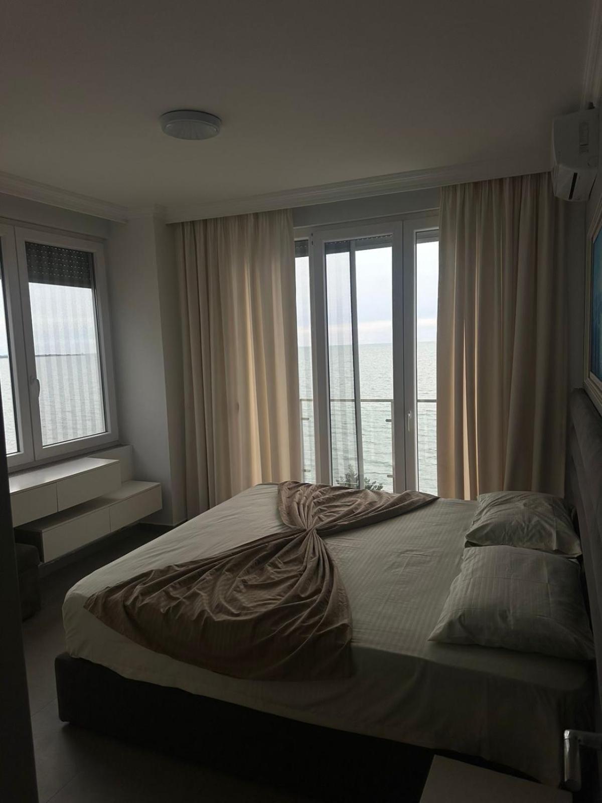 Holiday Home Shengjin Luaran gambar