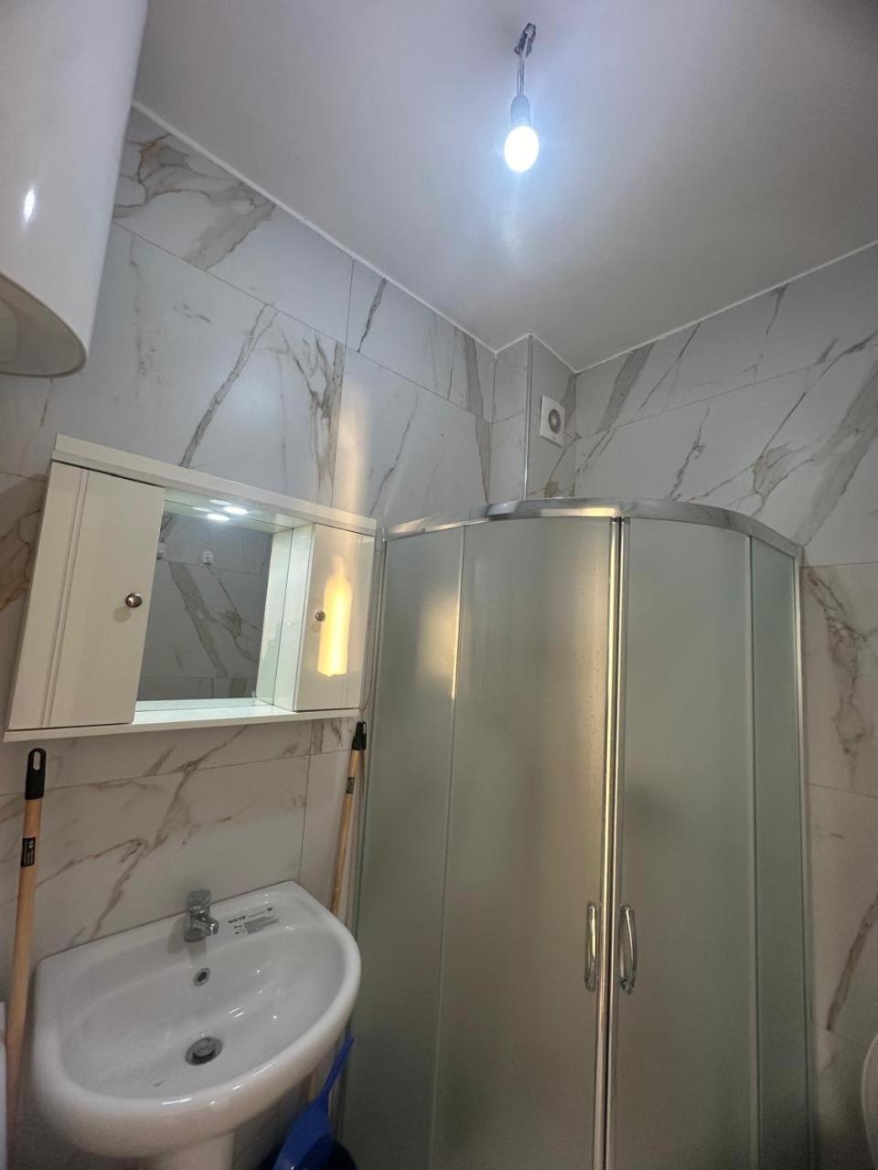 Holiday Home Shengjin Luaran gambar